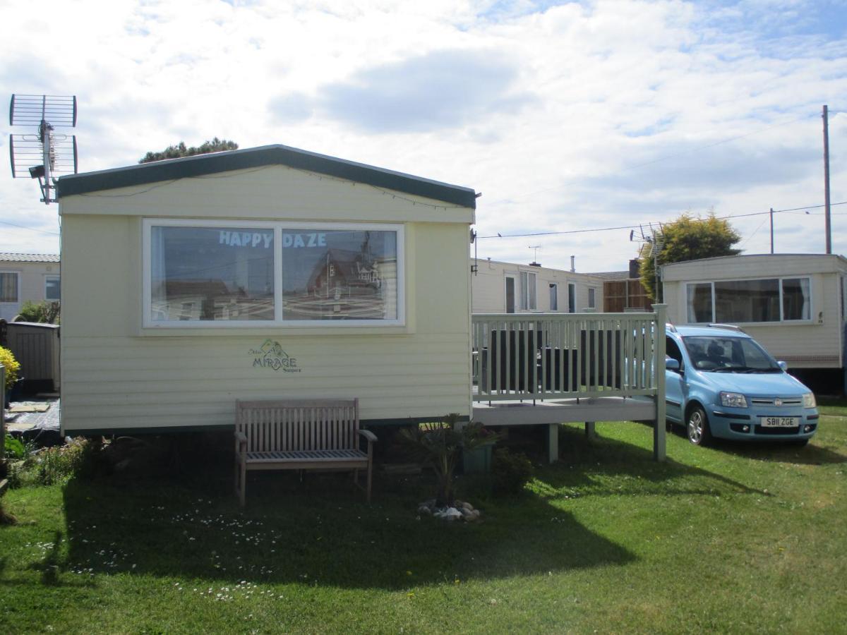 Happydaze Caravan Bacton (Norfolk) Exterior foto