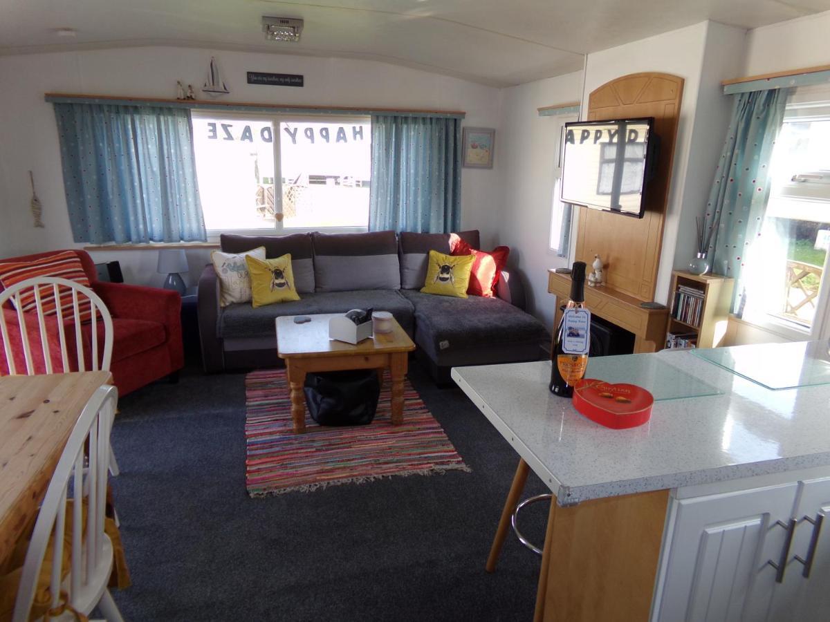 Happydaze Caravan Bacton (Norfolk) Exterior foto